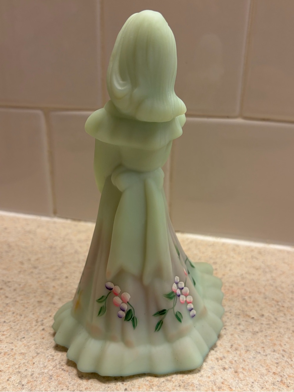 VTG Mosser jadeite green satin glass Bridesmaid figurine - Picture 5 of 8
